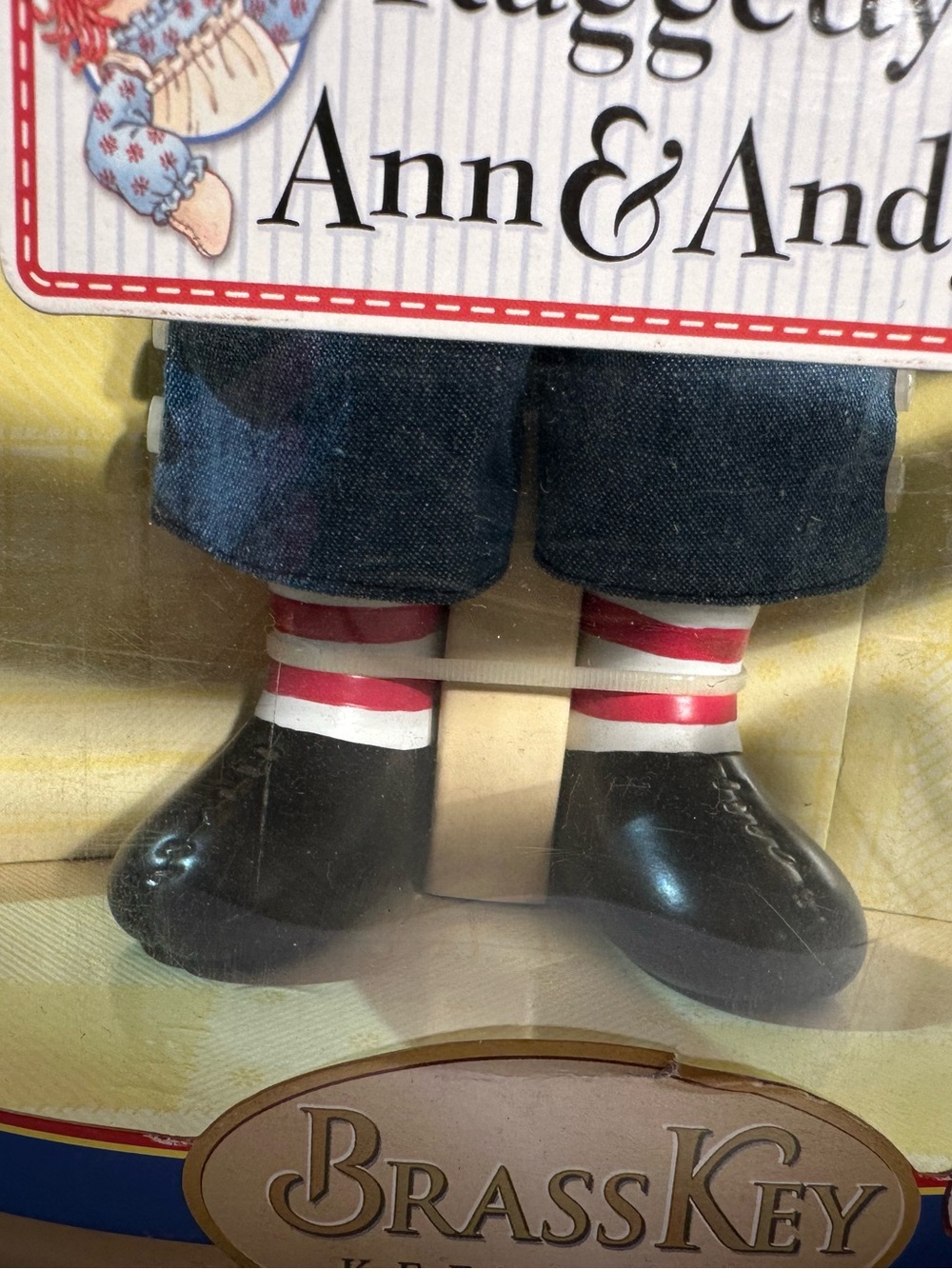 Raggedy Andy Porcelain Doll Brass Key Keepsake Porcelain 2004 New In Box - Picture 10 of 10